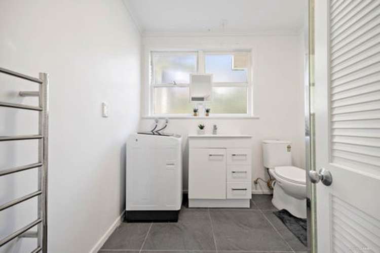 22i Aratonga Avenue Greenlane_7