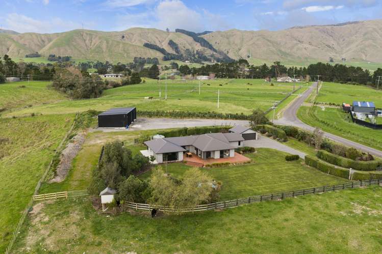 67 Albert Road Tokomaru_55