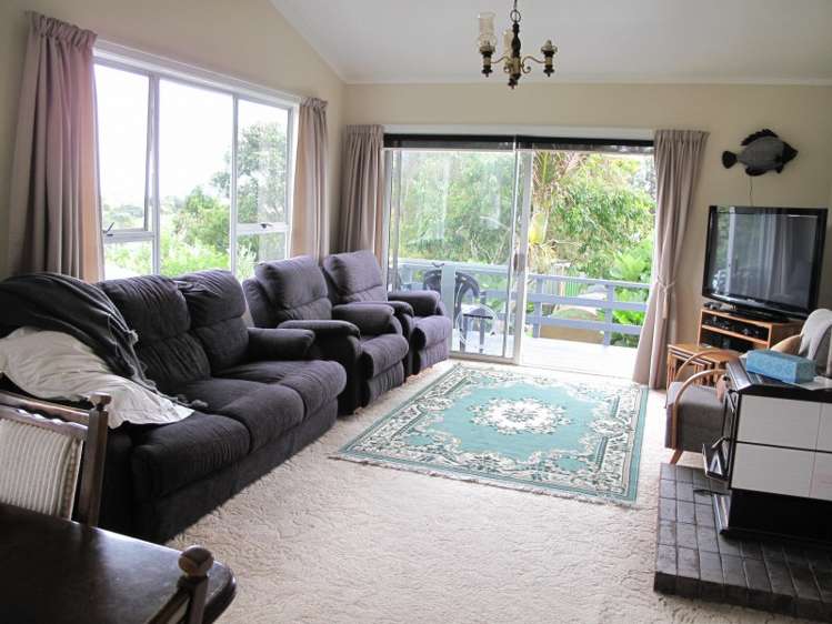 8 Eames Crescent Te Mata_5