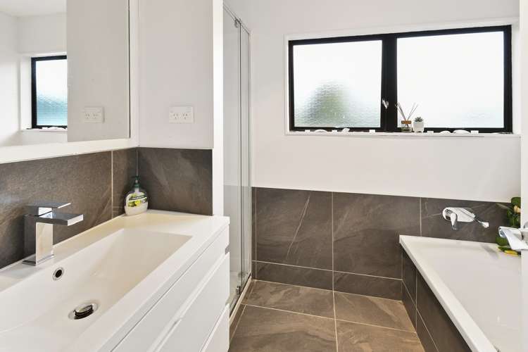 9 Flamingo Court Goodwood Heights_11