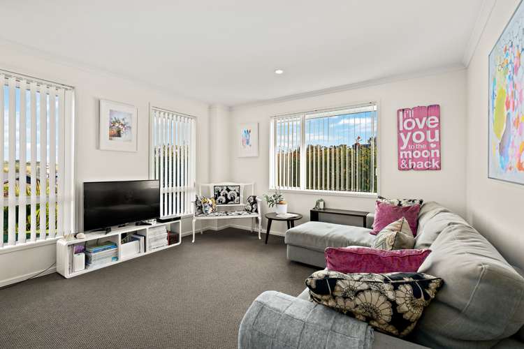 24 Laly Haddon Place Matakana_9