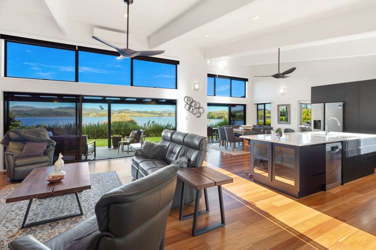 10 Waterfront Drive Mangonui_6