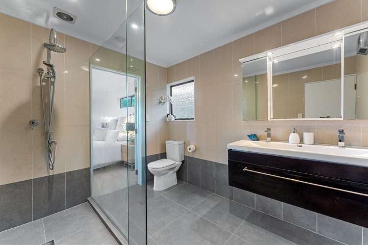 78 Island Bay Road Coastal Beach Haven_17