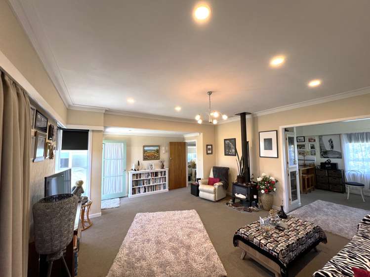 21 Brookes Terrace Waitara_18