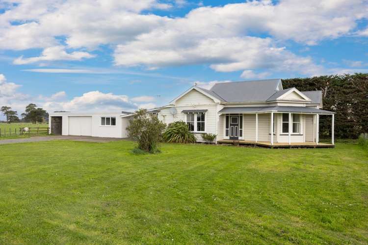 335 Couper Road Glen Oroua_17