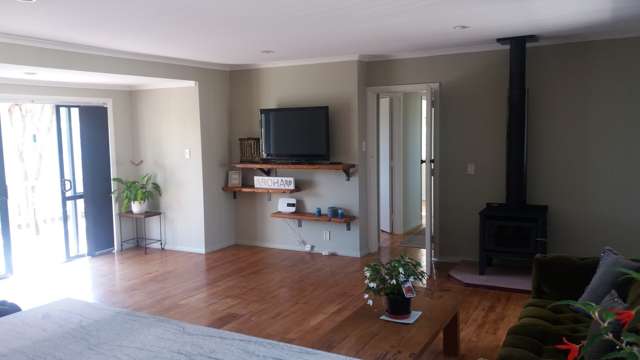 24 Waro Drive Hikurangi_4