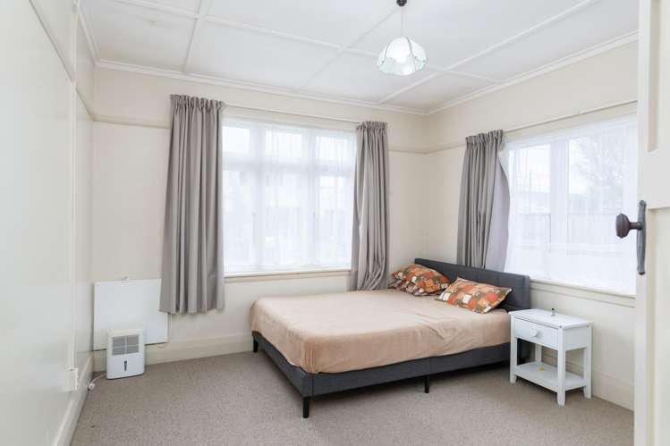 11 and 13 Udy Street Petone_6