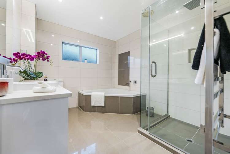 55 Kerrykeel Drive Flat Bush_21