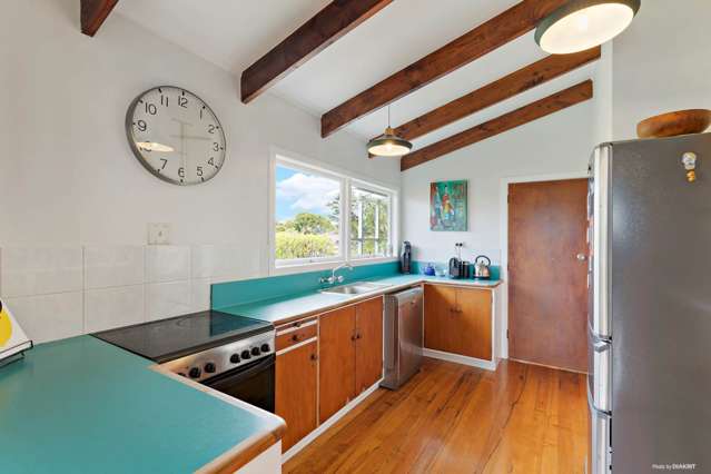 77 Willerton Avenue New Lynn_4