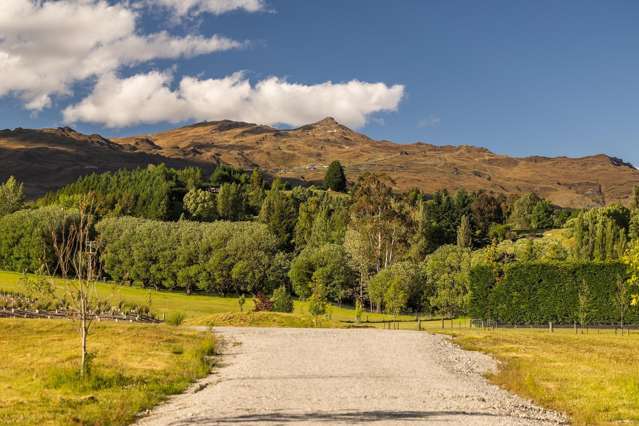337 Littles Road Dalefield/Wakatipu Basin_2
