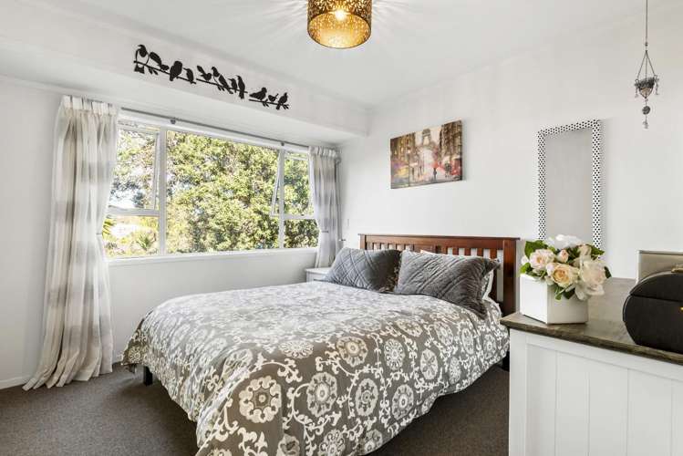 1/6 Phillipa Place Browns Bay_14