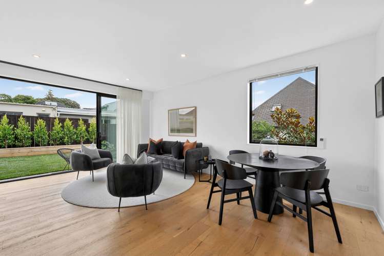 15/37 St Vincent Avenue Remuera_16