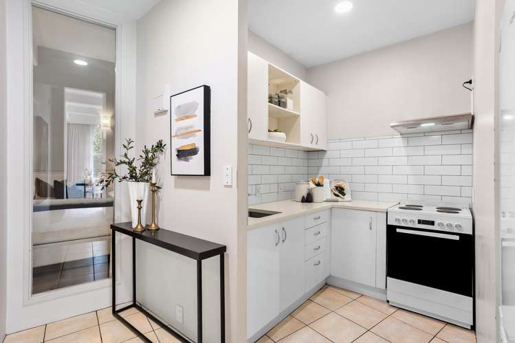 1A/22 Emily Place Auckland Central_6
