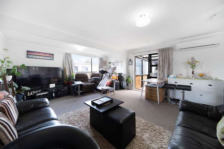 205 Wordsworth Road Manurewa_10