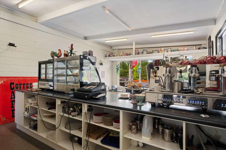 2002 Paparoa Valley Road Paparoa_20