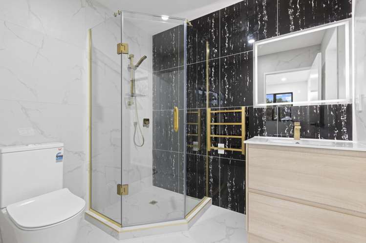 3/6 Pikitea Road Mangere Bridge_40