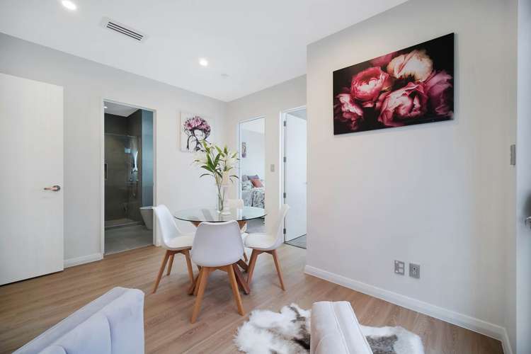 3 Uru Drive Flat Bush_8