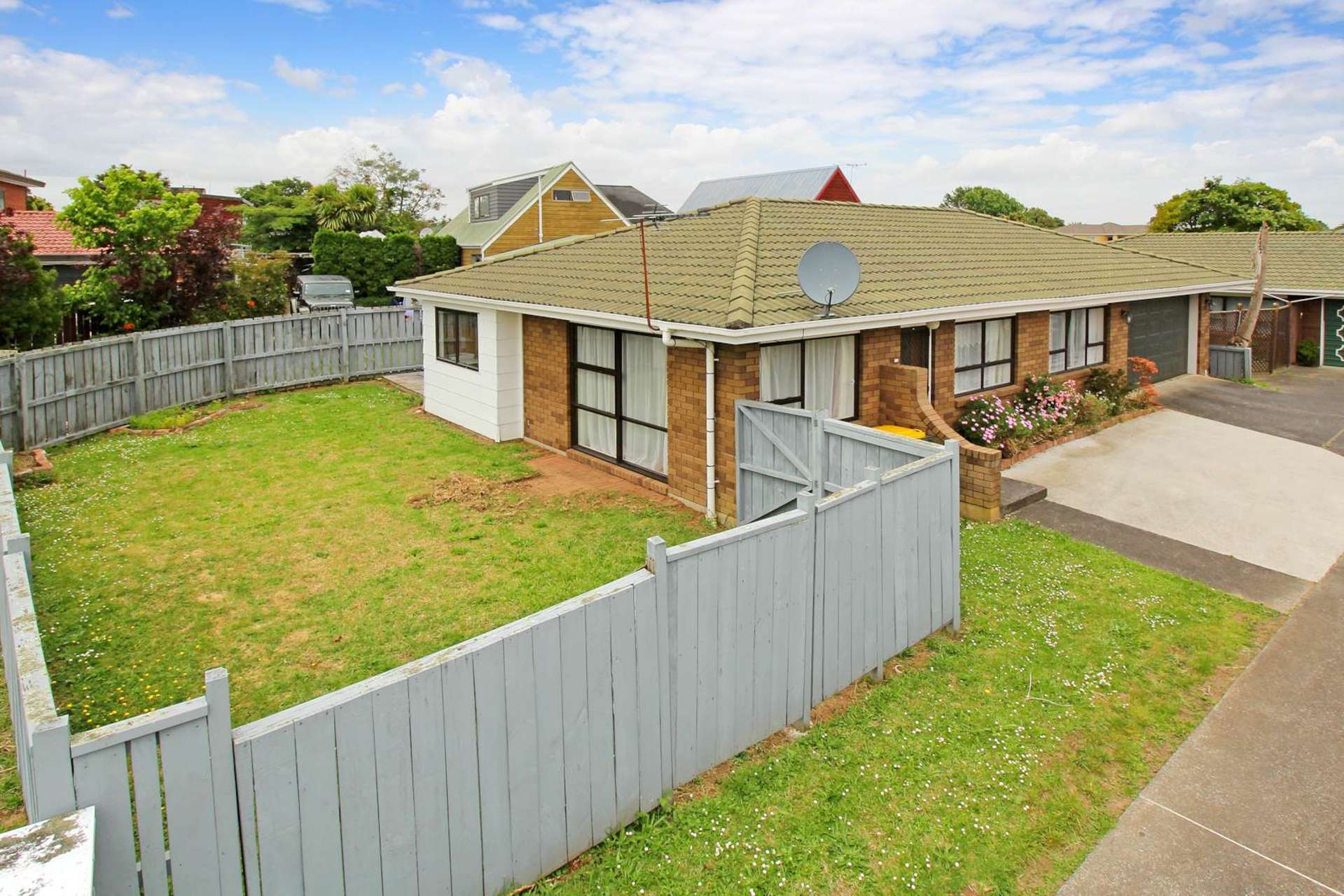 1/11 Camden Place Papatoetoe_0