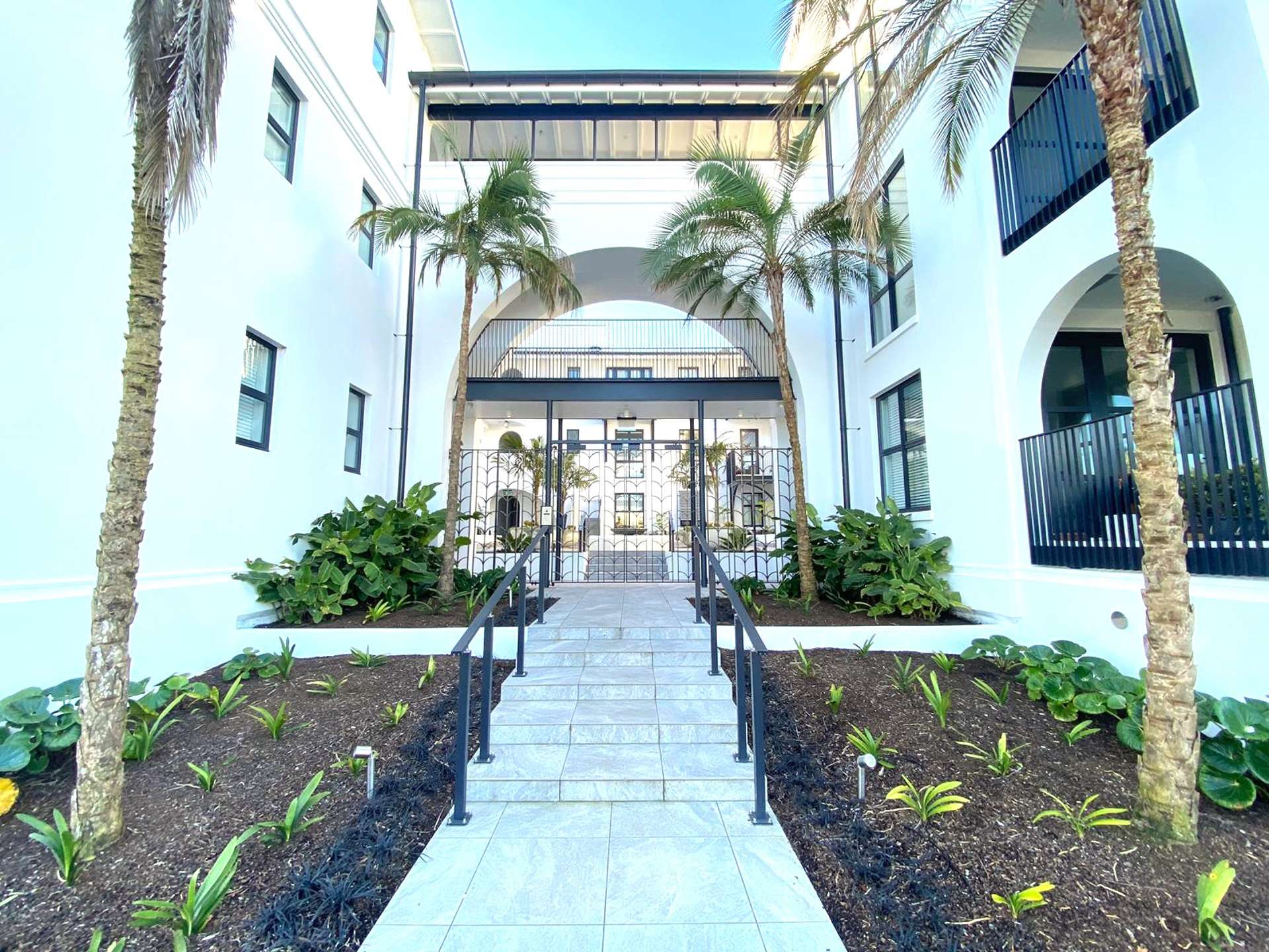 3/2 Tagalad Road Mission Bay_0