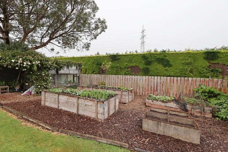 384 Flora Road East Makarewa_42