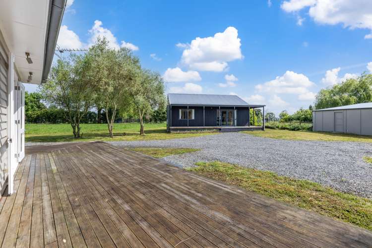 16 Eureka Road Eureka_16