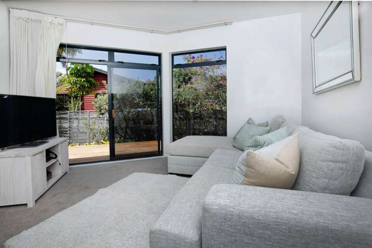 2/31 Long Bay Drive Torbay_17