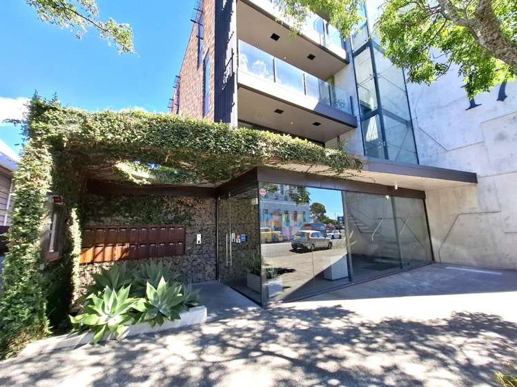 202/17 St Benedicts Street 10021_1