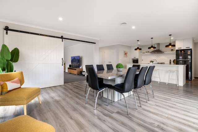 93 Puhirake Crescent Pyes Pa_2