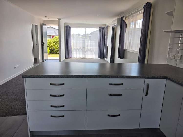 84/4 Greystone Place Omokoroa_2