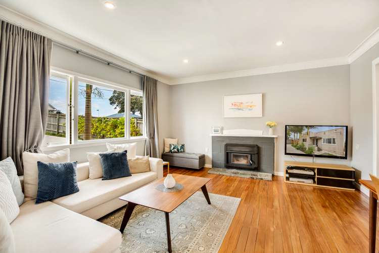 53 Astley Avenue New Lynn_1