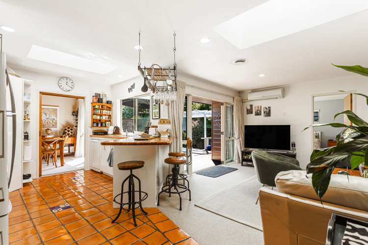 23 Woodfern Crescent Titirangi_7