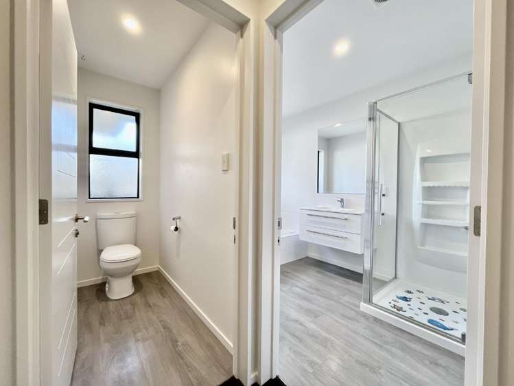 54 Grayshott Avenue 1411_17