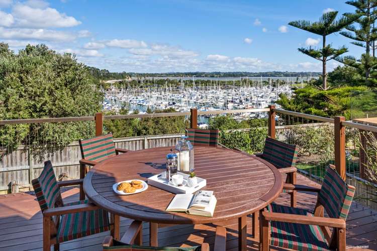 89 Pine Harbour Parade Beachlands_5