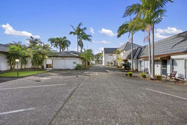 28-30 Taharoto Road Takapuna_4