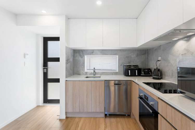 1B Sirius Place Botany Downs_19