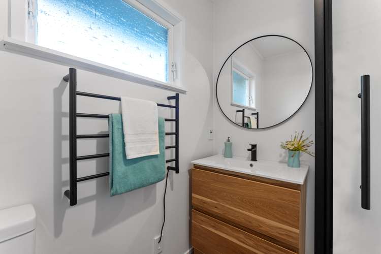 2/13 Jonathan Place Sunnynook_13