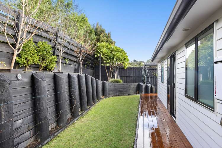 61 Symes Drive Red Beach_28