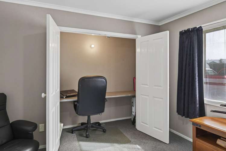 156 King Road Inglewood_24