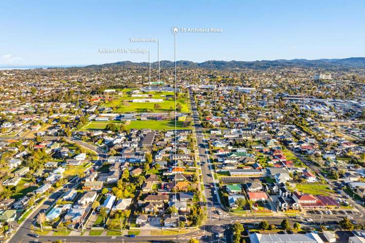 35 Archibald Road Kelston_20