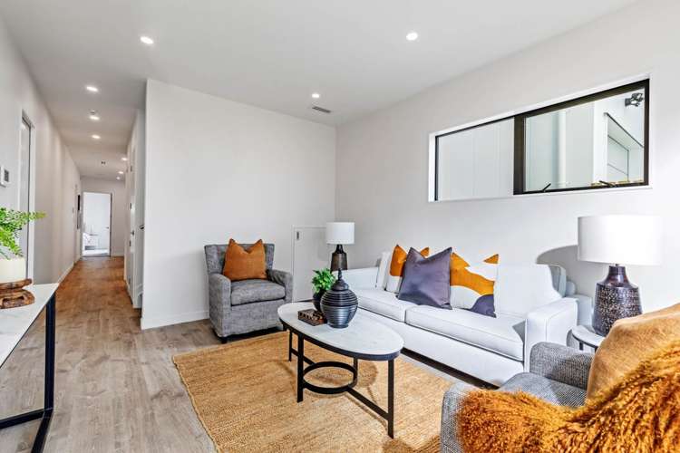 32 Bristol Freighter Road Hobsonville_10