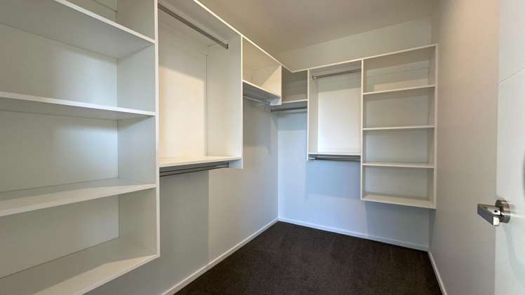 40 Strowan Avenue Elgin_12