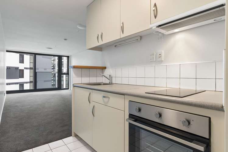 9B/3 Whitaker Place Auckland Central_8