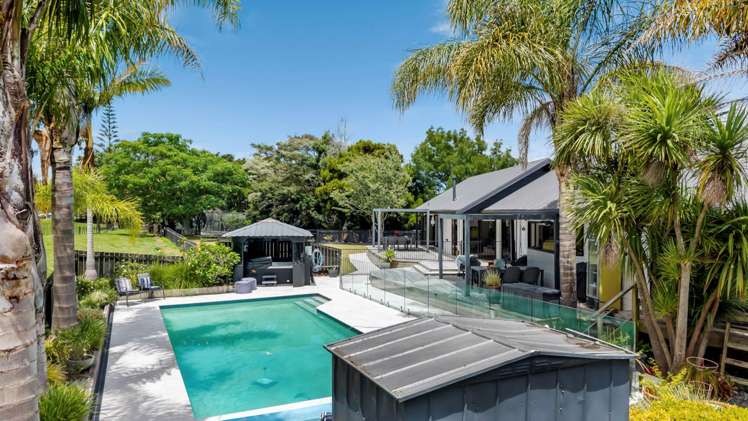 317 & 317A West Road Brookby_43