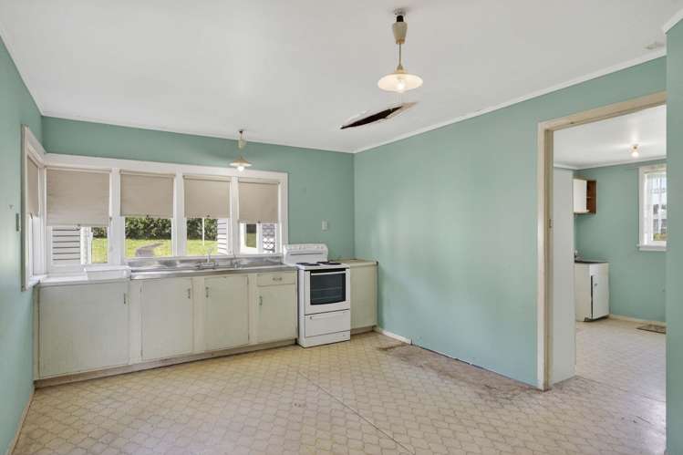 18 Admiral Beatty Avenue Three Kings_10