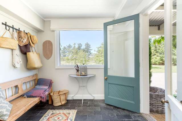 80 Battersea Road Morisons Bush_2