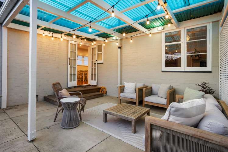 30 Newcastle Terrace Mount Albert_23