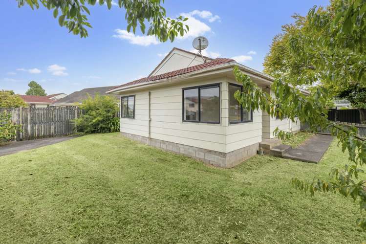 2 Staverton Crescent Mangere_25