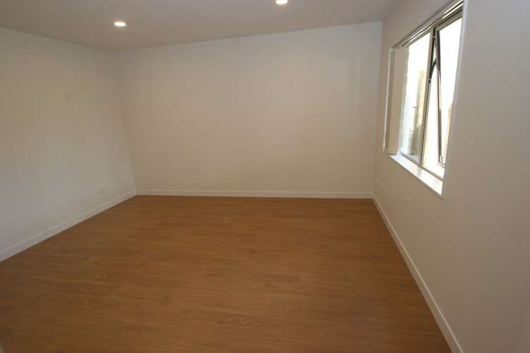 24 Para Close Fairview Heights_5