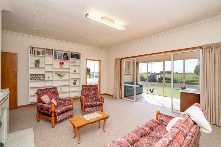 299 Oteramika Road Seaward Bush_16