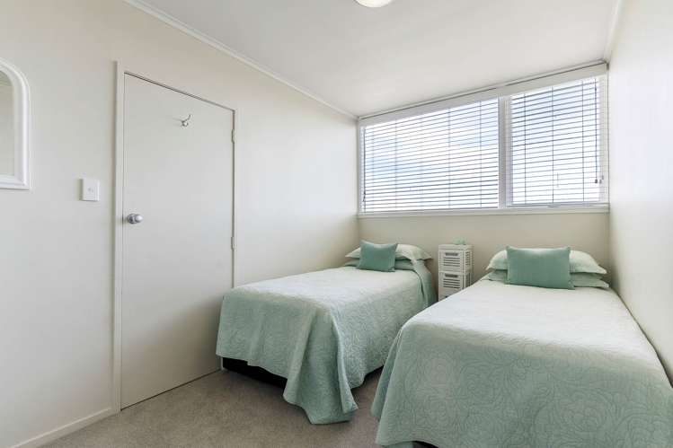 2/72 Sylvan Avenue Northcote_11